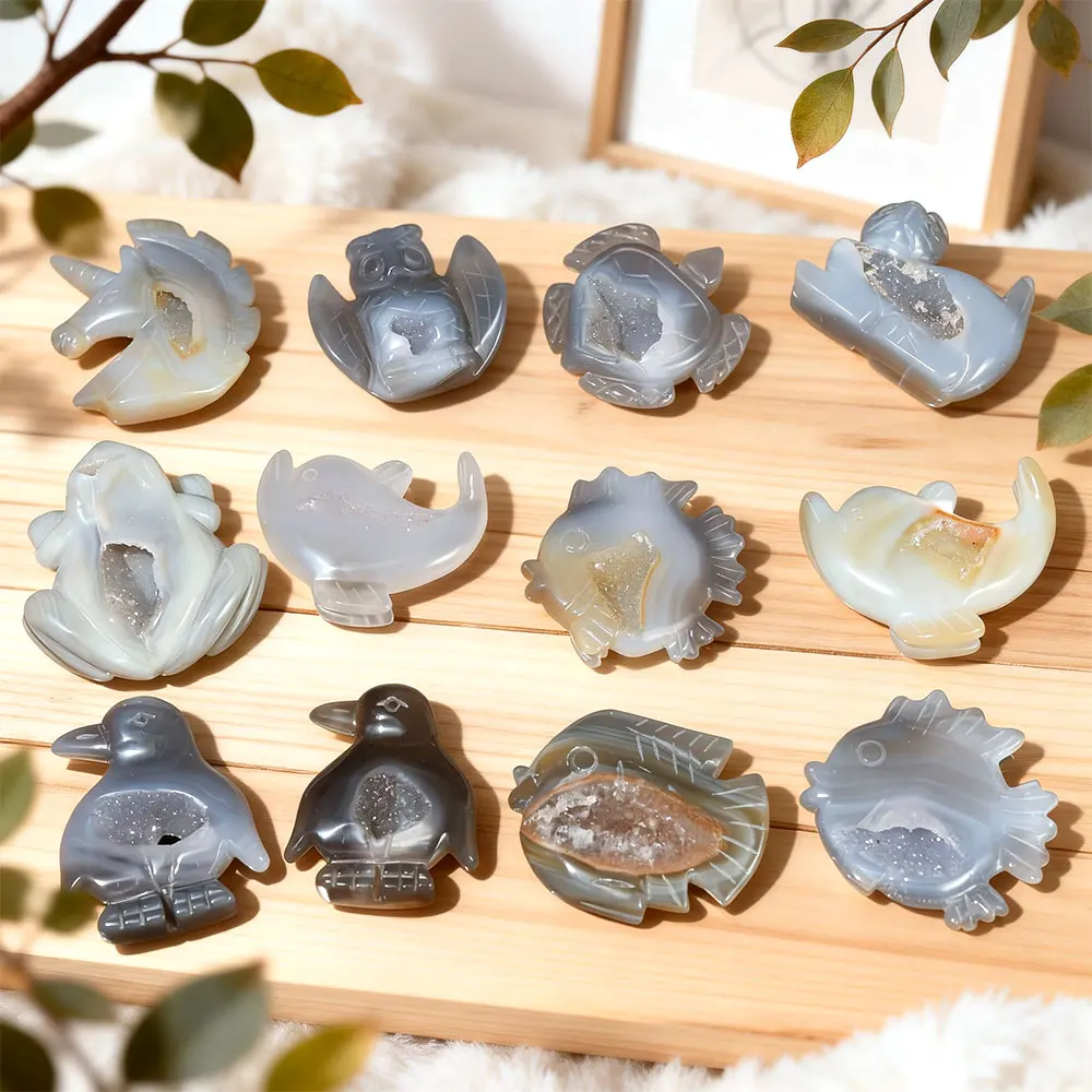 H9c0a6d7f8e6f4ae28e8fc2a97a8a062aV.webp Crystal Agate Animals Crafts Healing Stone Owl Penguin Unicorn Turtle Carvings Gifts & Decoration - Image 1